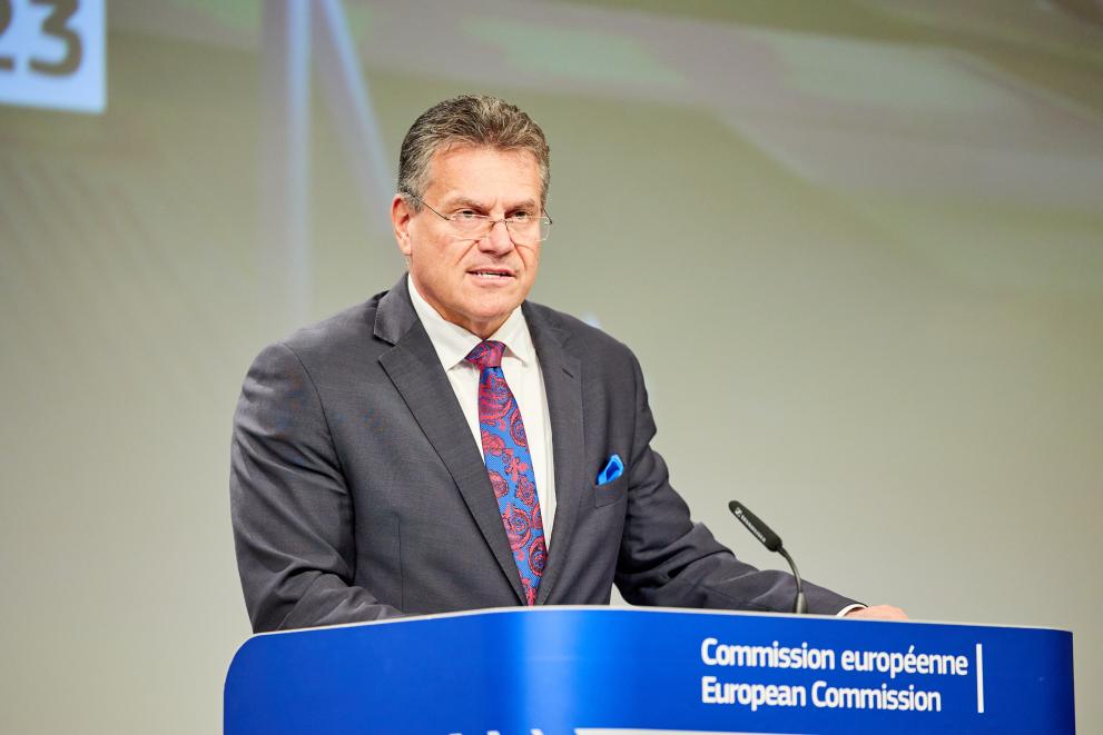 Read-out of the weekly meeting of the von der Leyen Commission by Maroš Šefčovič, Executive Vice-President of the European Commission, Kadri Simson and Wopke Hoekstra, European Commissioners, on the European Wind Power Package and the State of the…