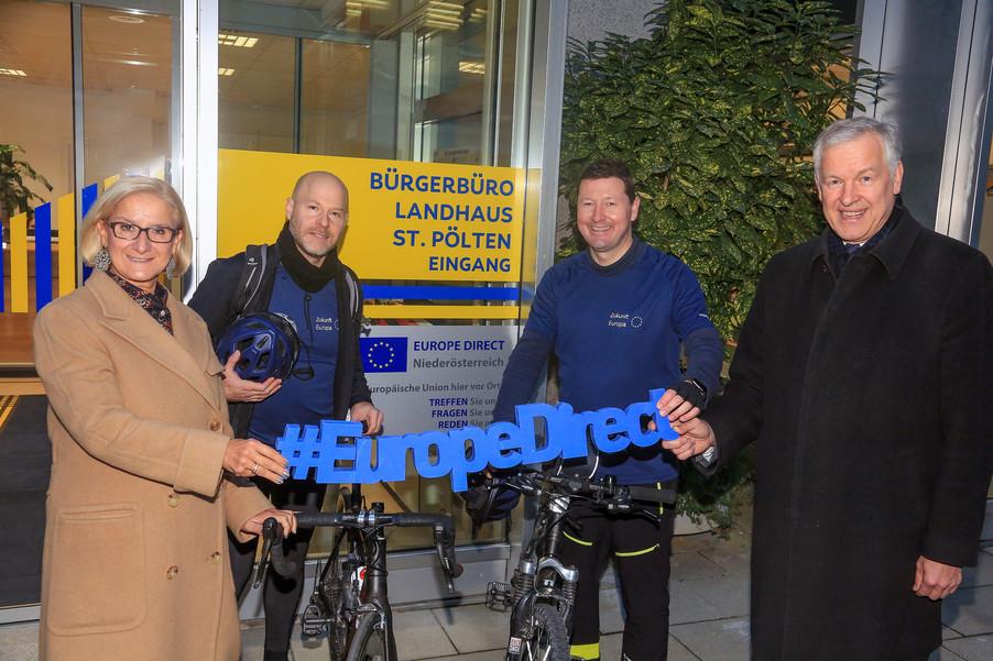 EU-Radler treffen Landeshauptfrau Mikl-Leitner, St. Pölten