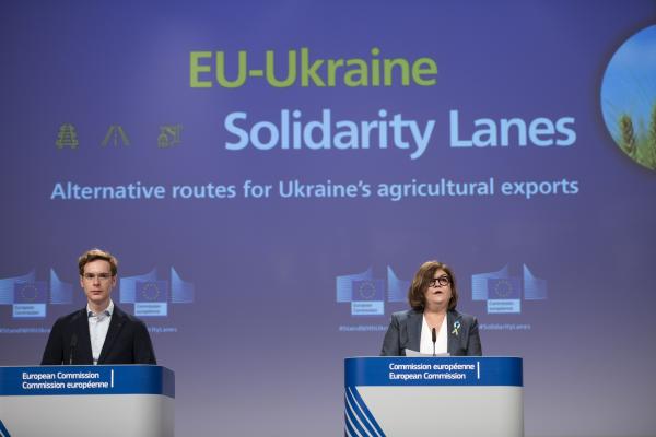 Press conference by Adina Vălean, European Commissioner, on the establishment of "Solidarity Lanes" to help Ukraine export agricultural goods