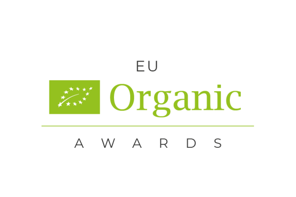 Logo EU organics awards black and green writing on white background